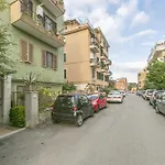 Appartamento A 50 M Dalla Metropolitana Cornelia